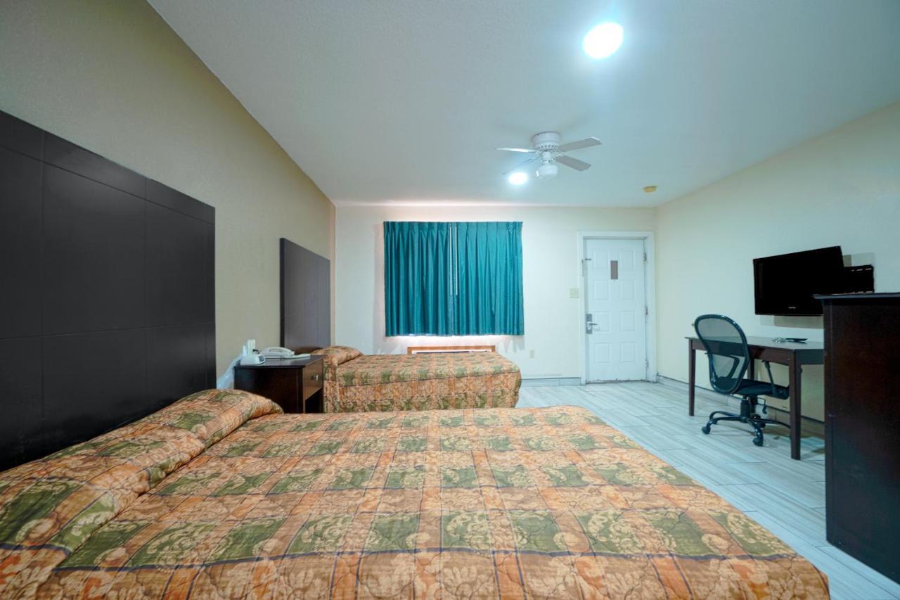 Texas Inn San Benito Near Harlingen エクステリア 写真
